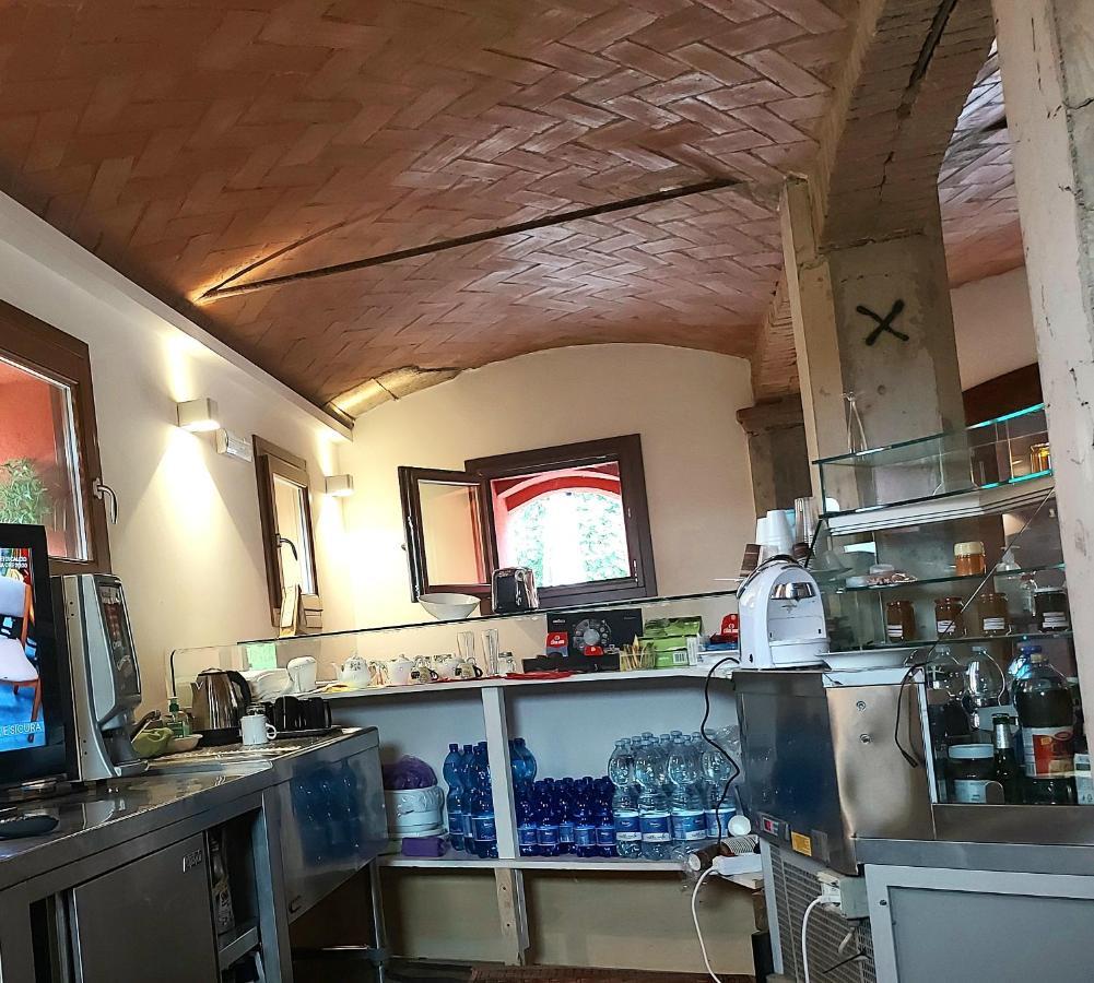 Agriturismo Azienda Agricola Ferrari M.Rita Pozza 外观 照片